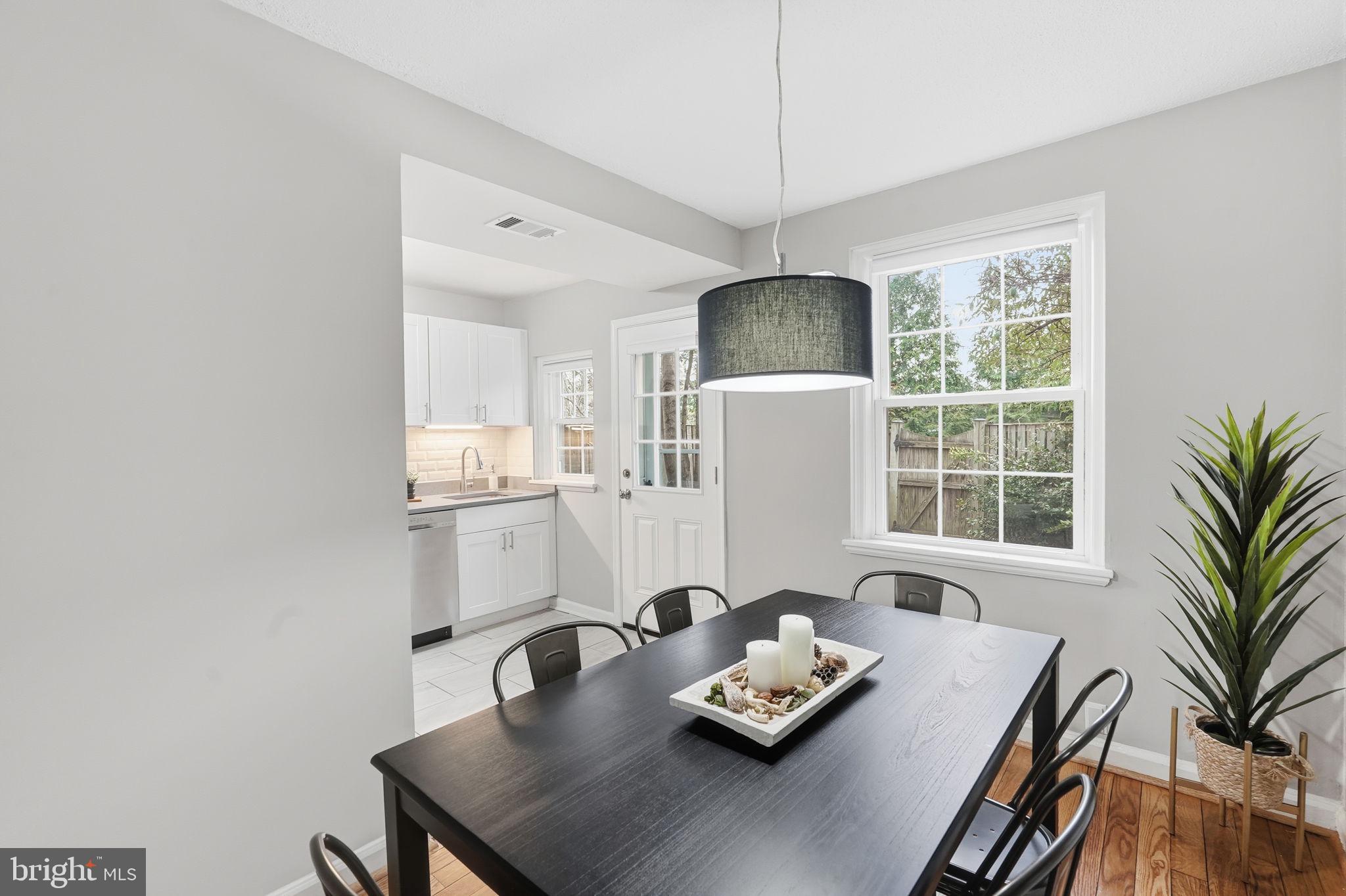 3617 S TAYLOR STREET