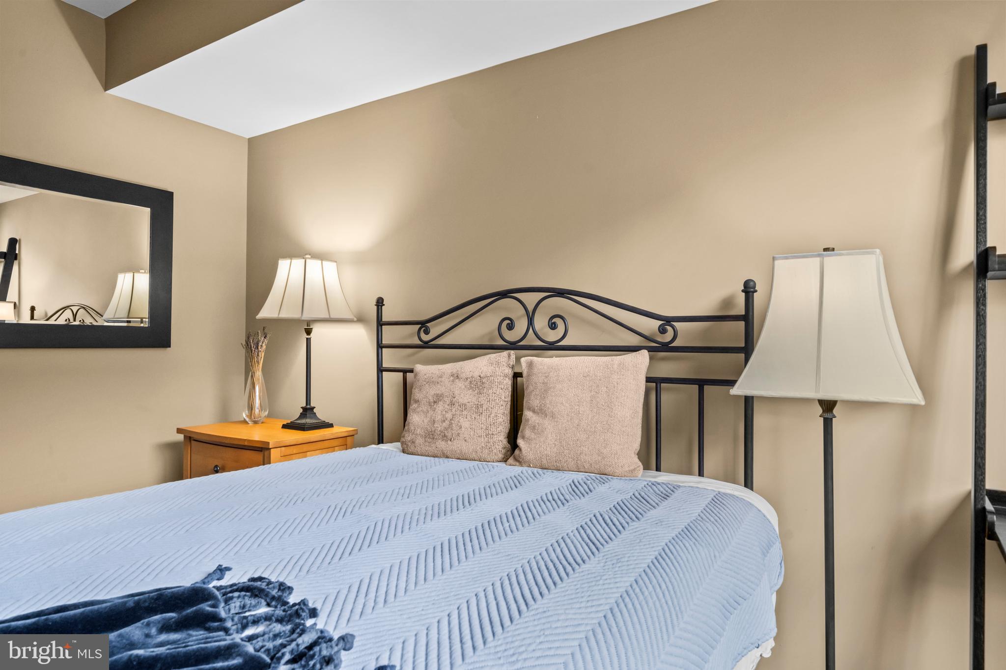 1020 N HIGHLAND STREET 907