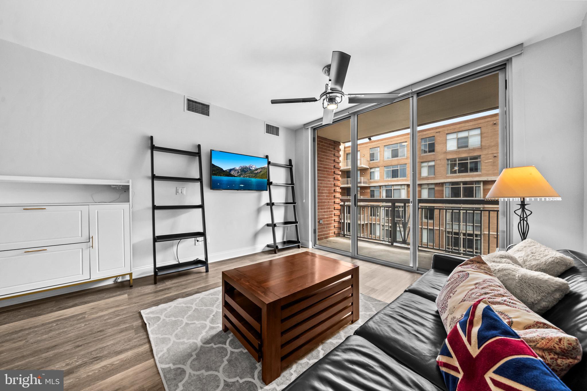 1020 N HIGHLAND STREET 907