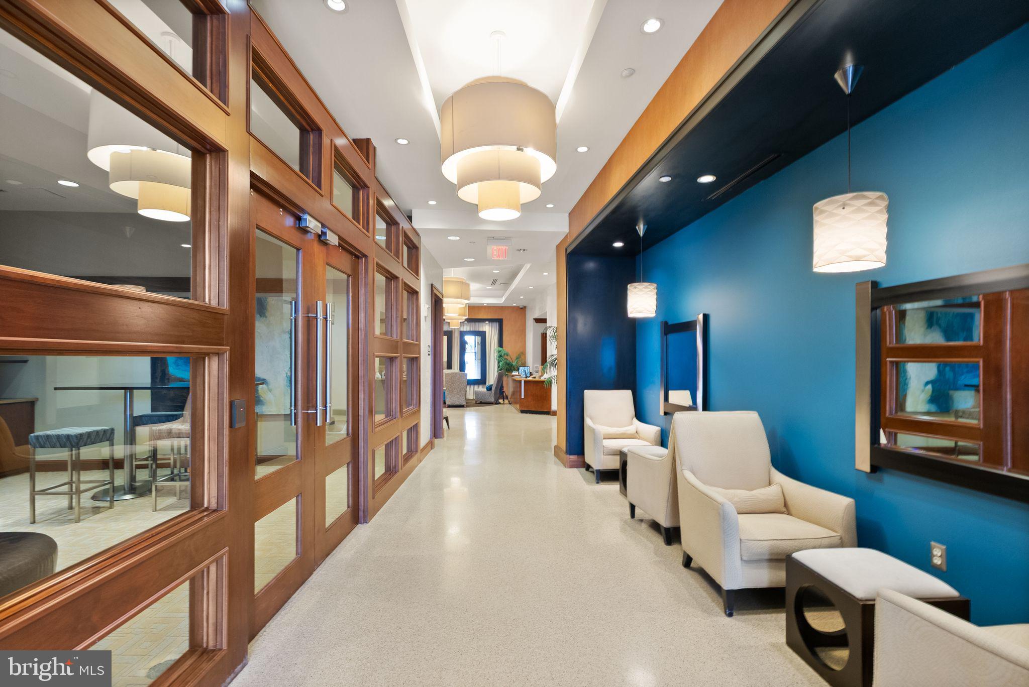 2720 S ARLINGTON MILL DRIVE 915