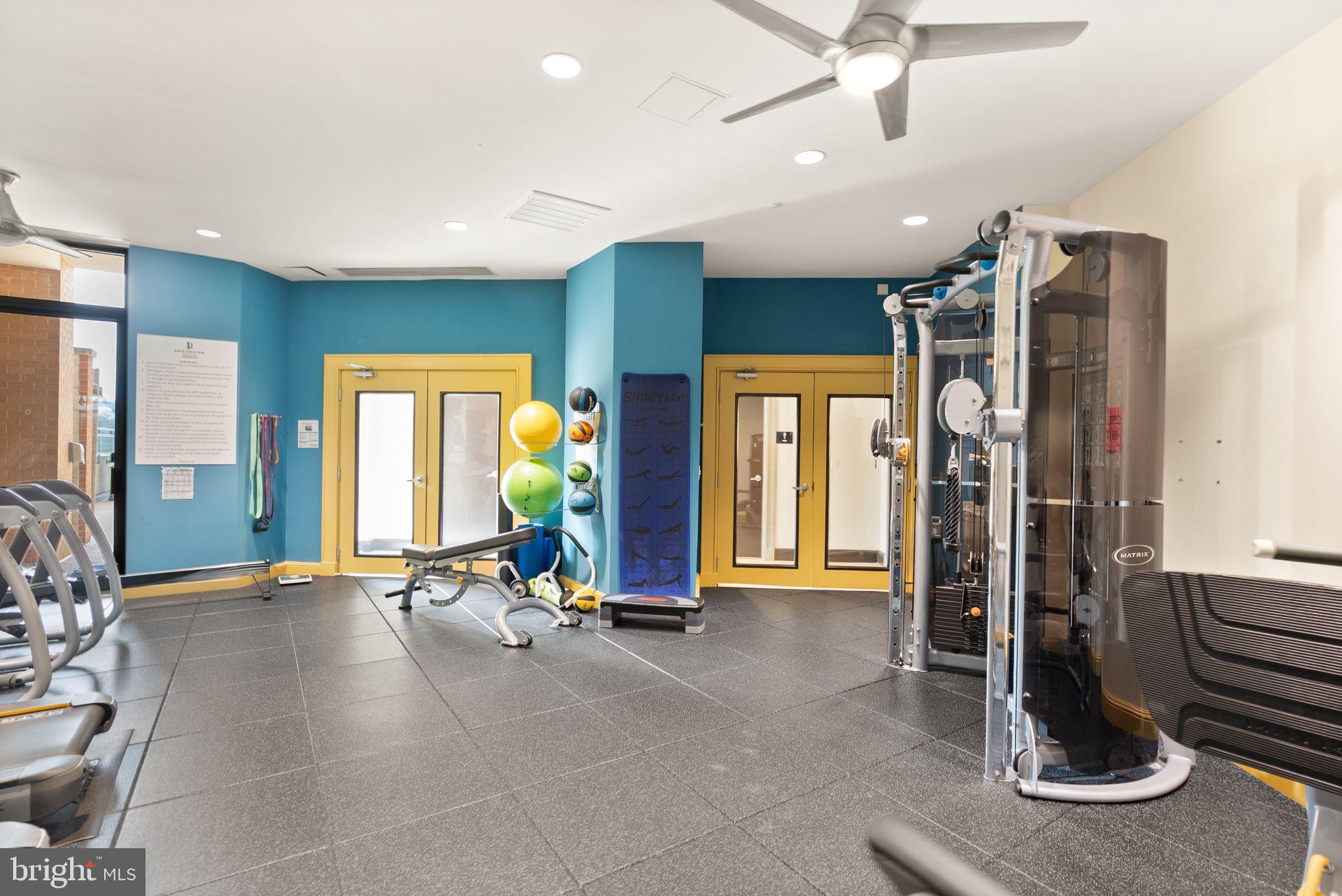 2720 S ARLINGTON MILL DRIVE 915