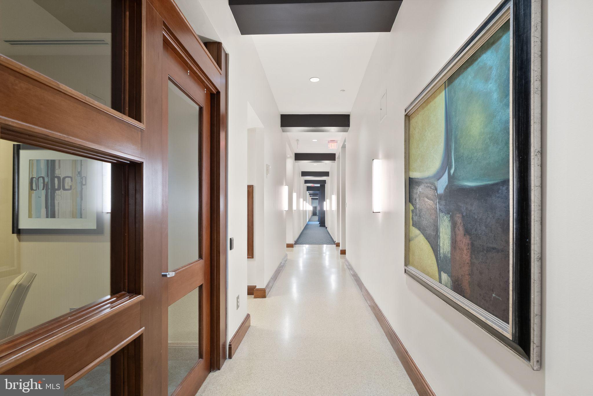 2720 S ARLINGTON MILL DRIVE 915