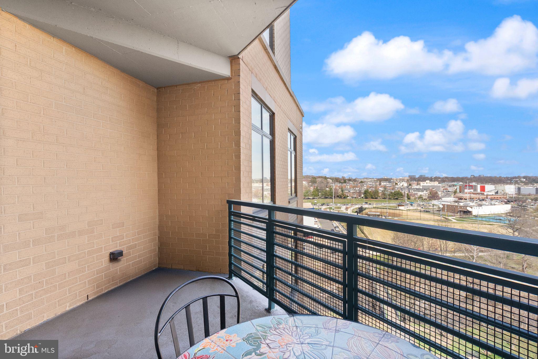 2720 S ARLINGTON MILL DRIVE 915