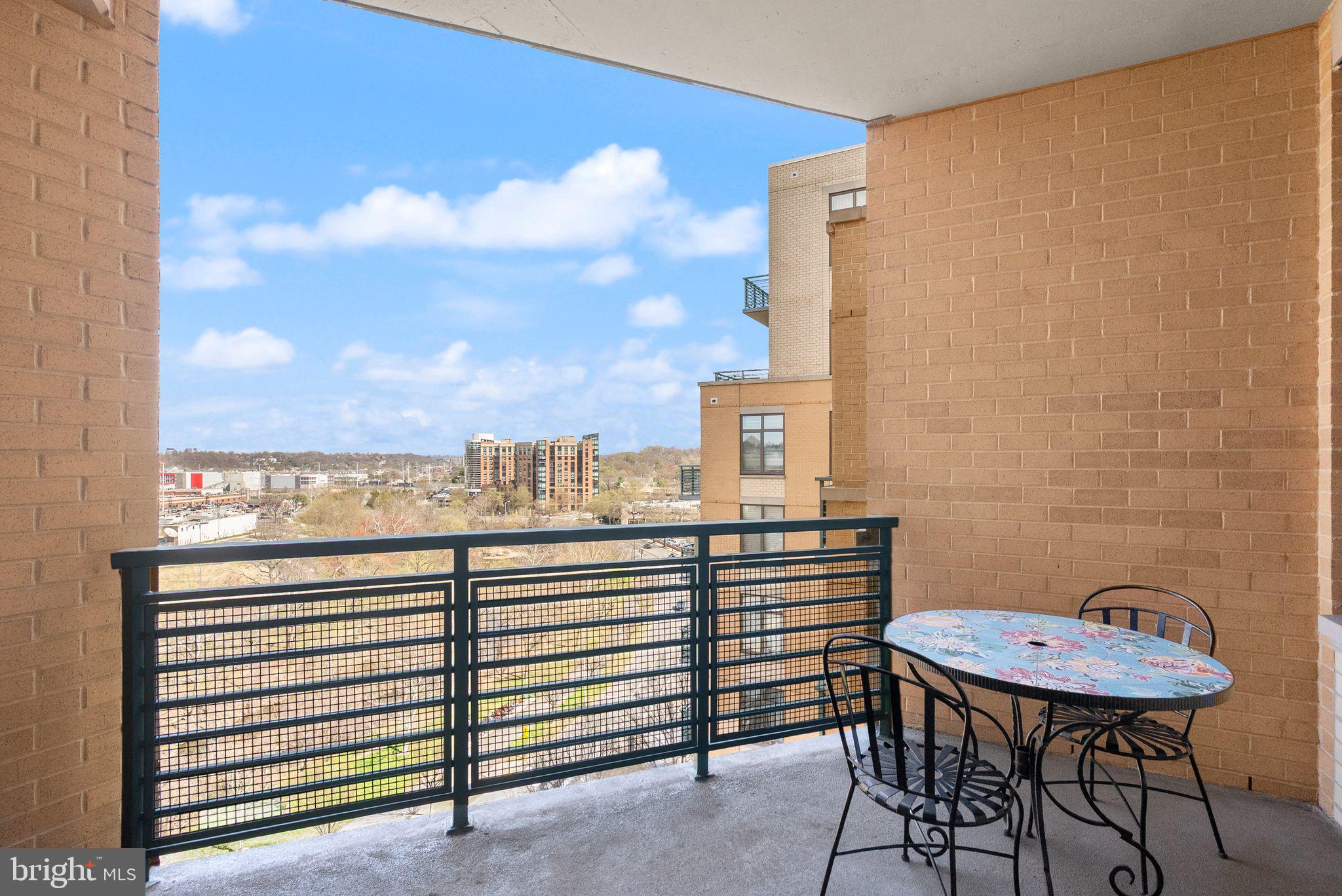 2720 S ARLINGTON MILL DRIVE 915