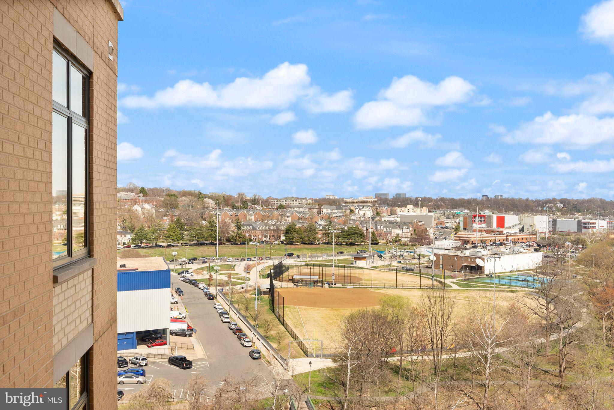 2720 S ARLINGTON MILL DRIVE 915