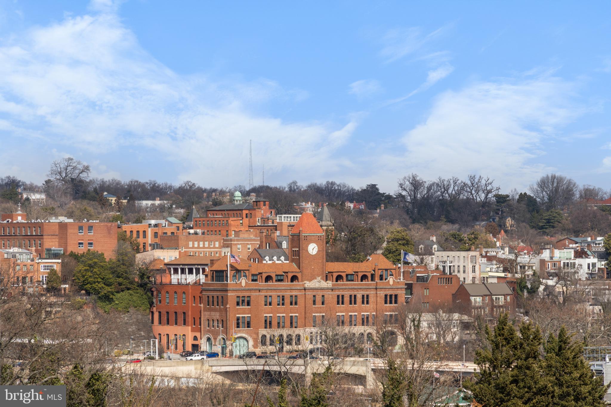 1593 N COLONIAL TERRACE 306-X