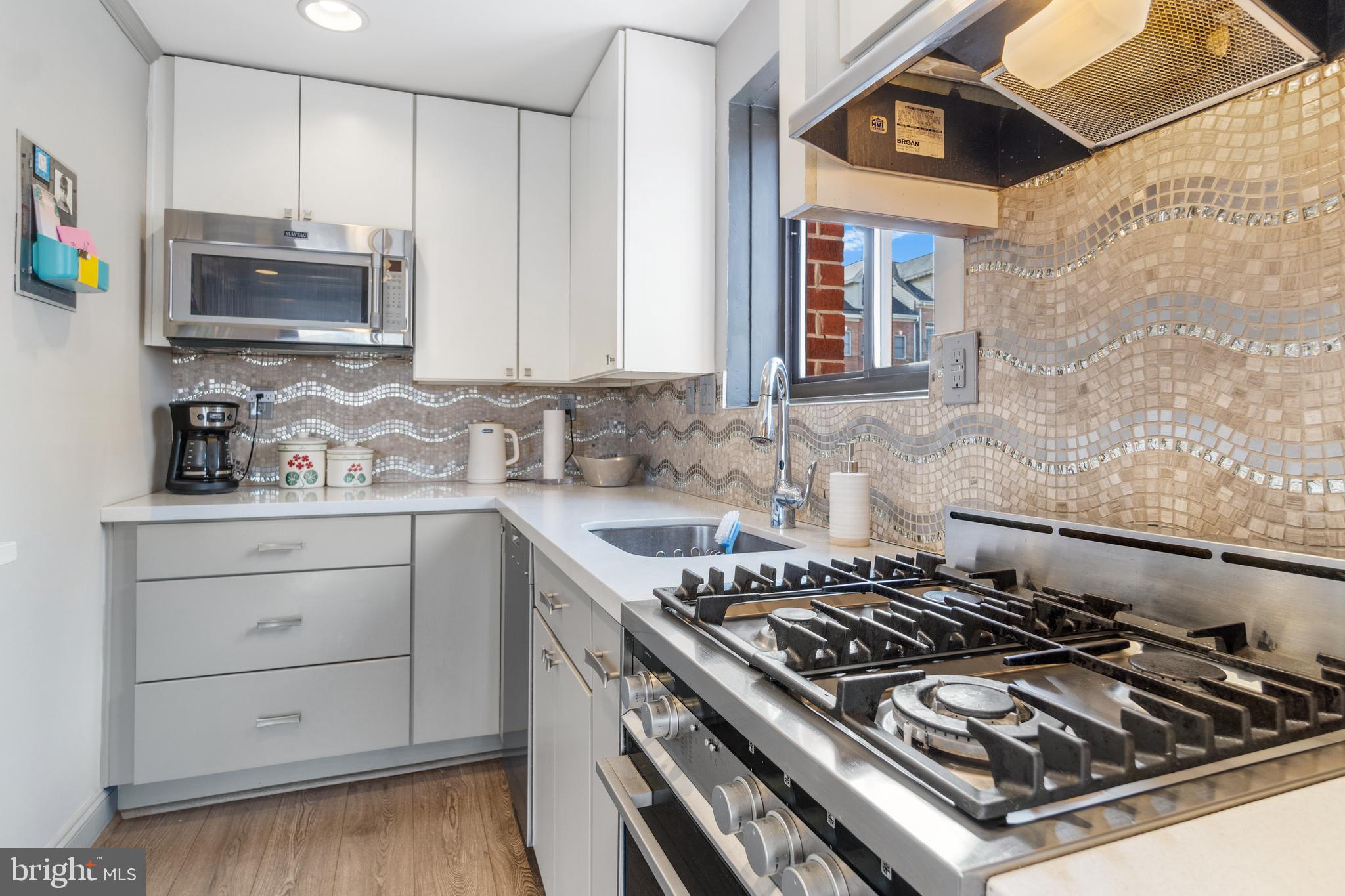 1593 N COLONIAL TERRACE 306-X