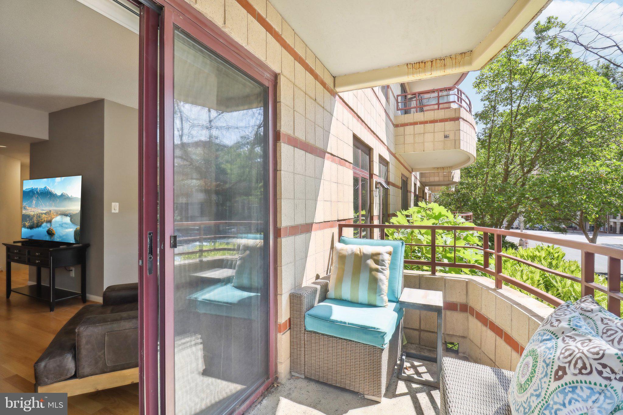2400 CLARENDON BOULEVARD 113