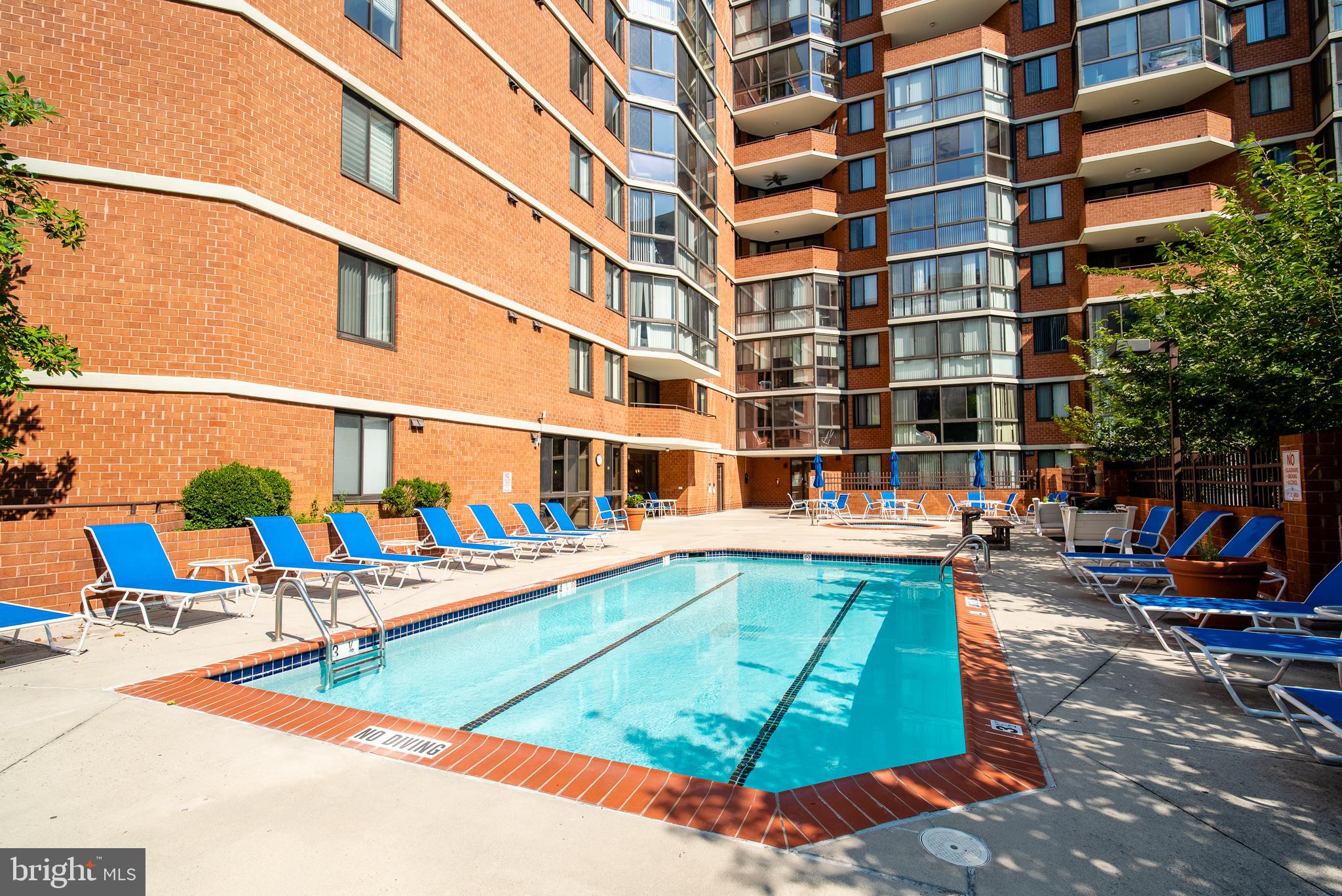 1001 N RANDOLPH STREET 417
