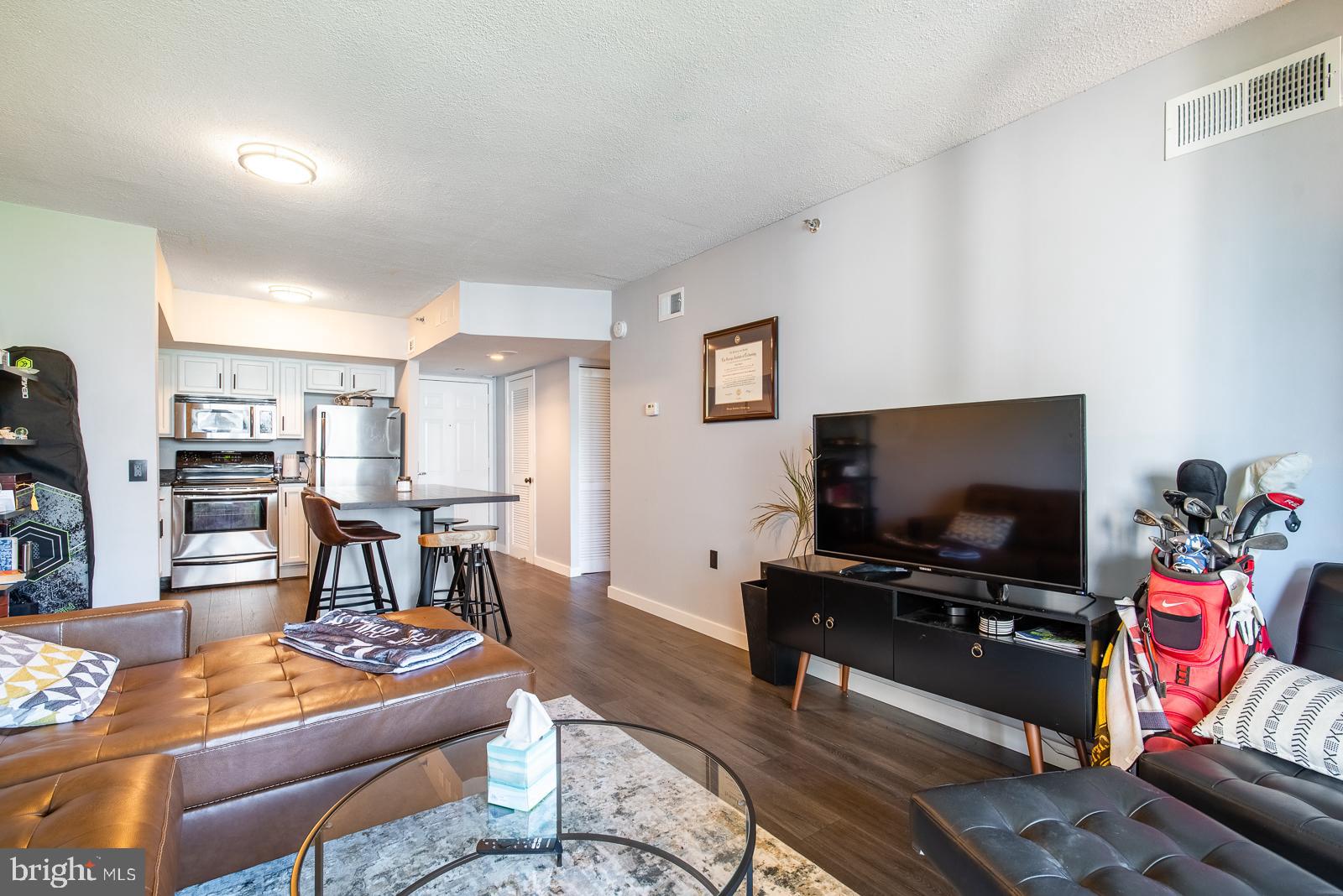 1001 N RANDOLPH STREET 417