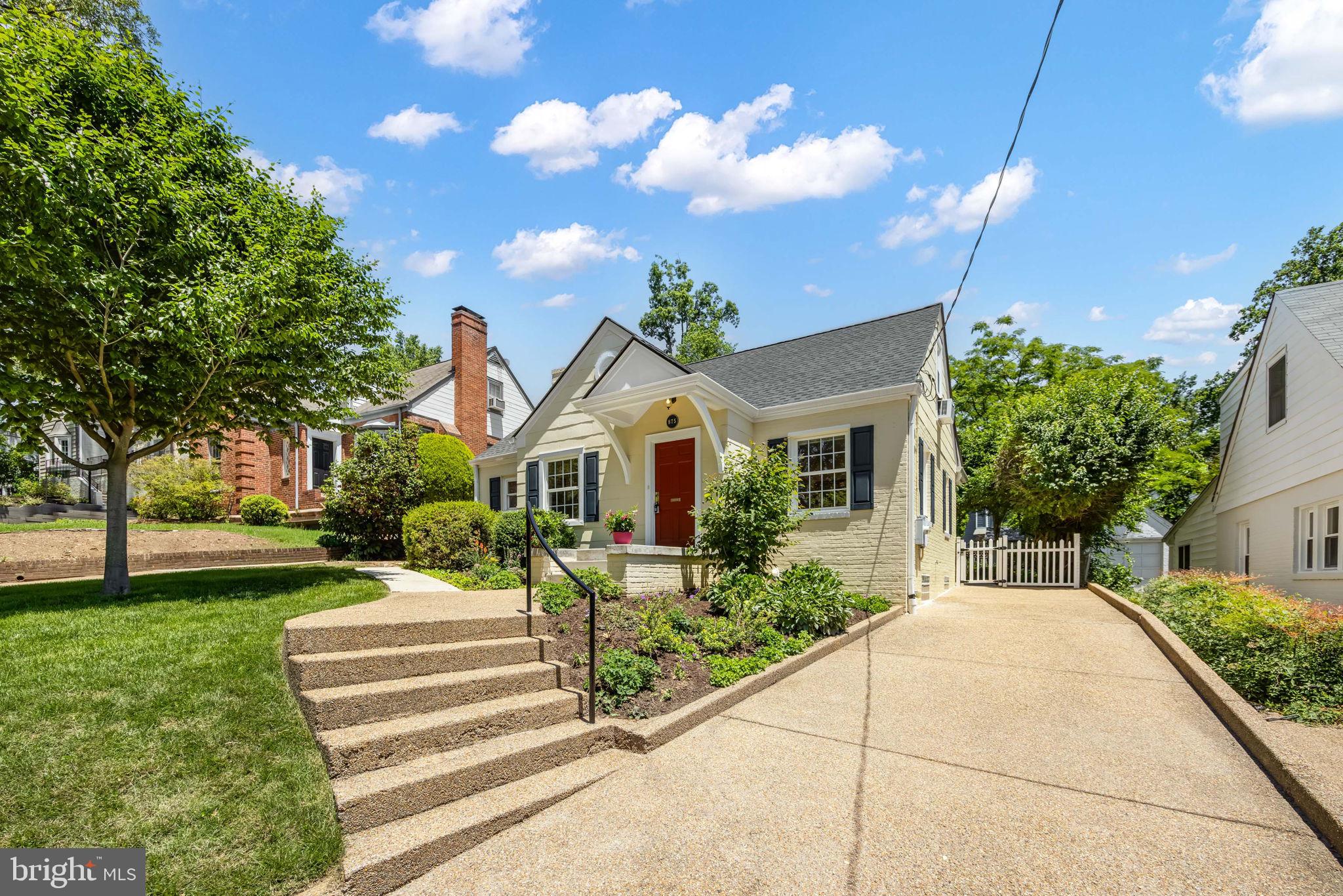 875 N KENTUCKY STREET