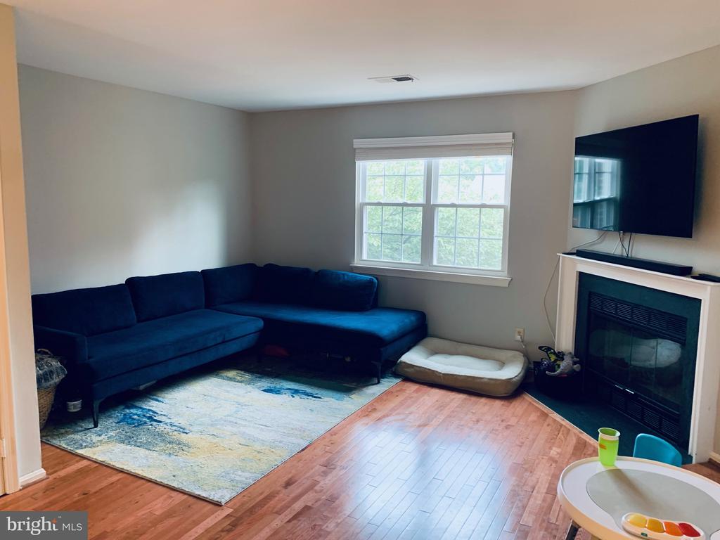 1623 S BARTON STREET Unit: 18