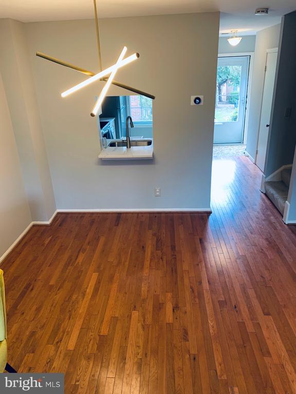 1623 S BARTON STREET Unit: 18