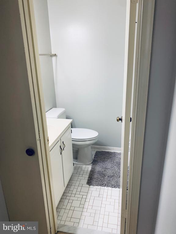1623 S BARTON STREET Unit: 18