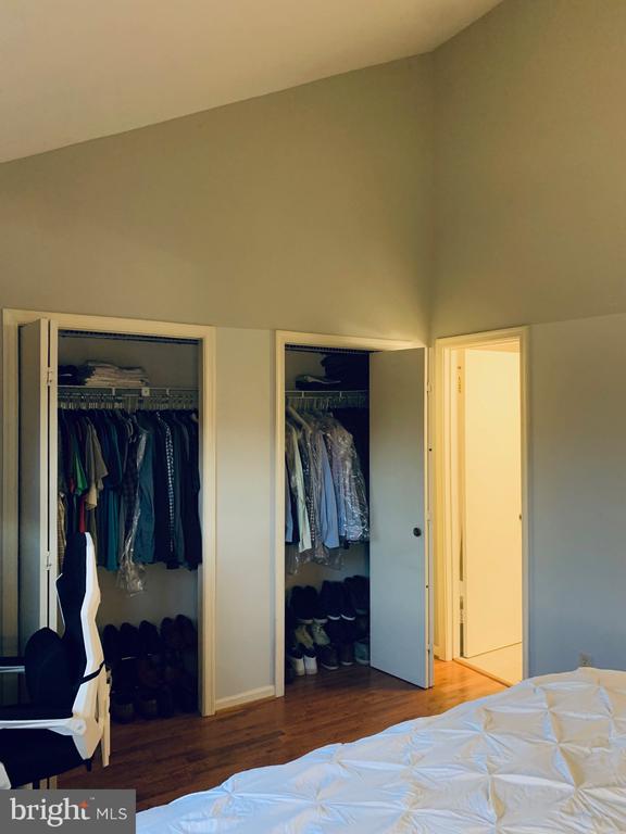 1623 S BARTON STREET Unit: 18