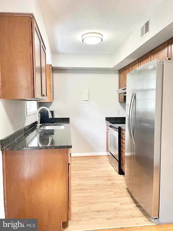 2713 S WALTER REED DRIVE Unit: B