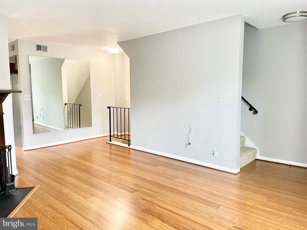2713 S WALTER REED DRIVE Unit: B