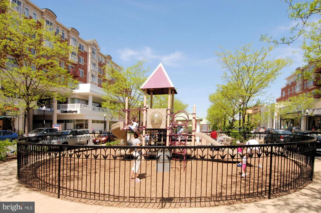 1510 12TH STREET N Unit: 703