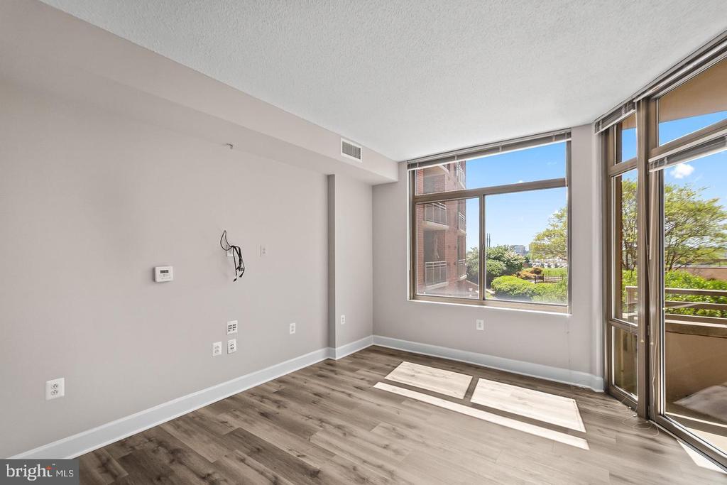 3600 S GLEBE ROAD Unit: 330W