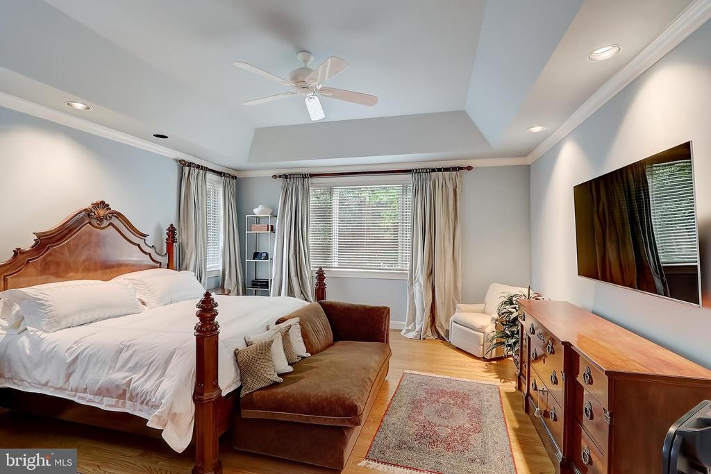 4744 34TH STREET N