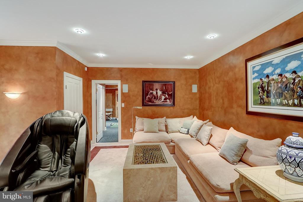 4744 34TH STREET N