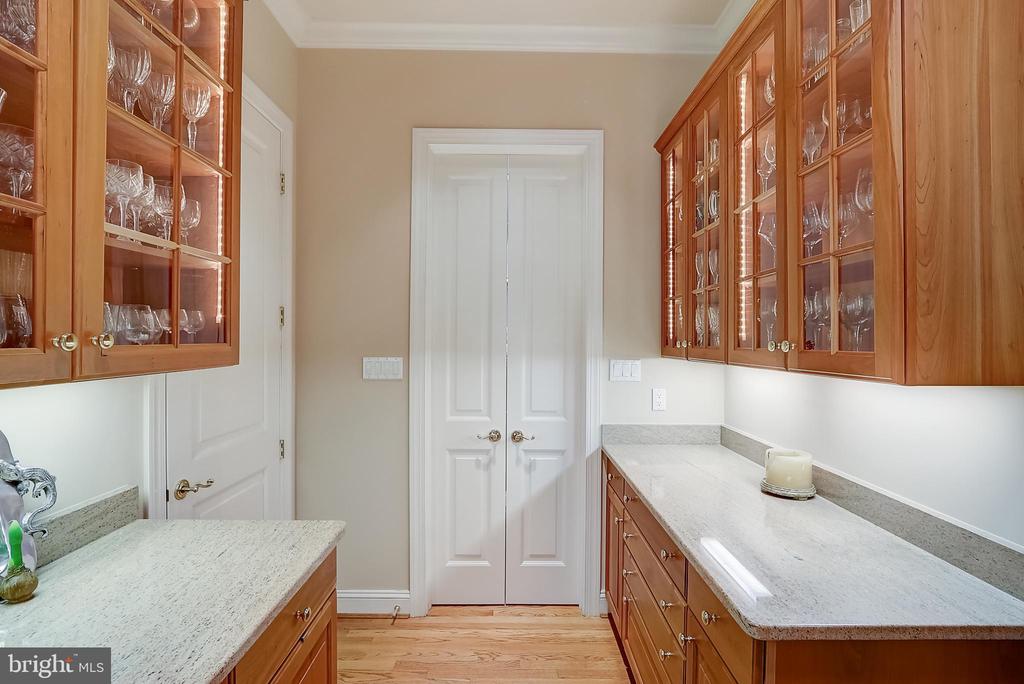 4744 34TH STREET N