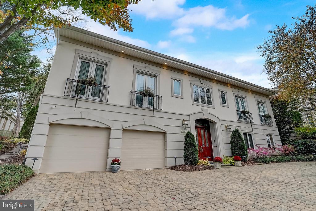 4744 34TH STREET N