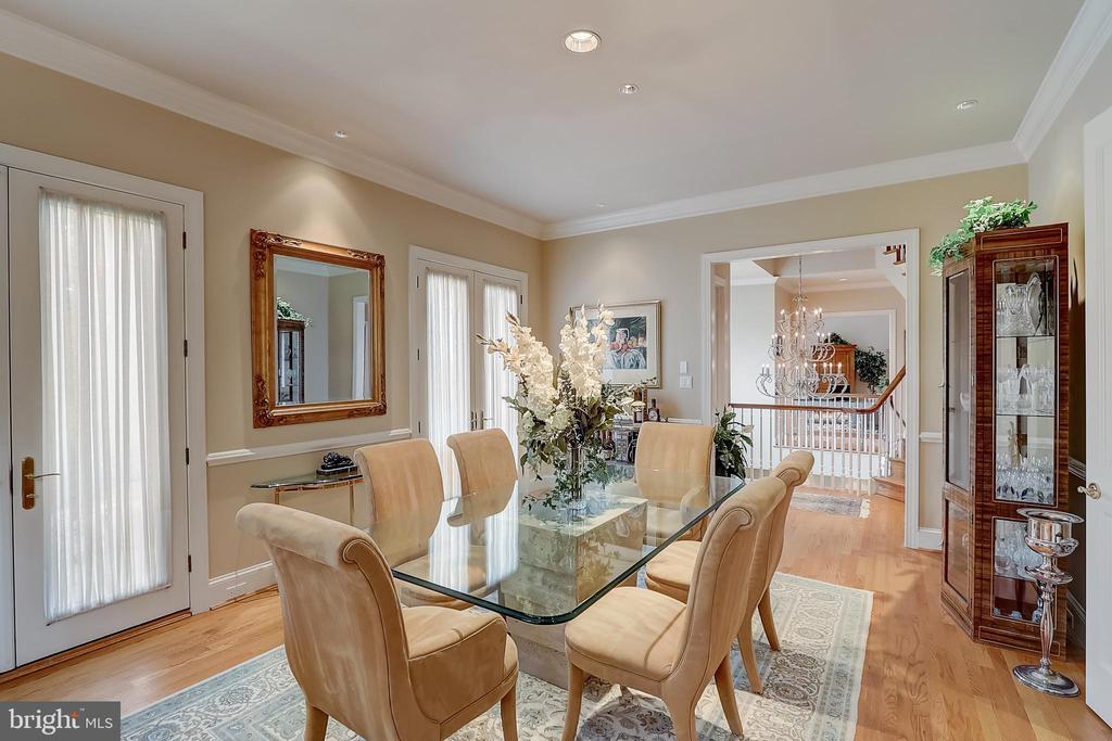 4744 34TH STREET N