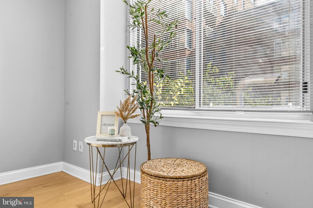 1020 N HIGHLAND STREET Unit: 524