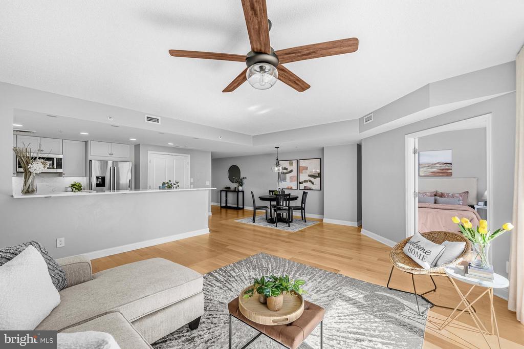 1020 N HIGHLAND STREET Unit: 524