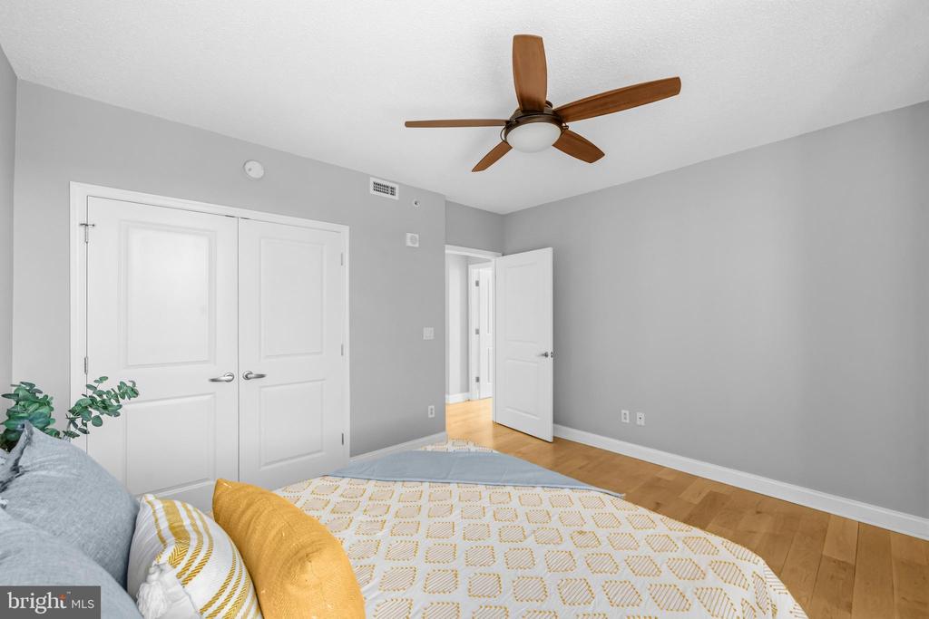 1020 N HIGHLAND STREET Unit: 524