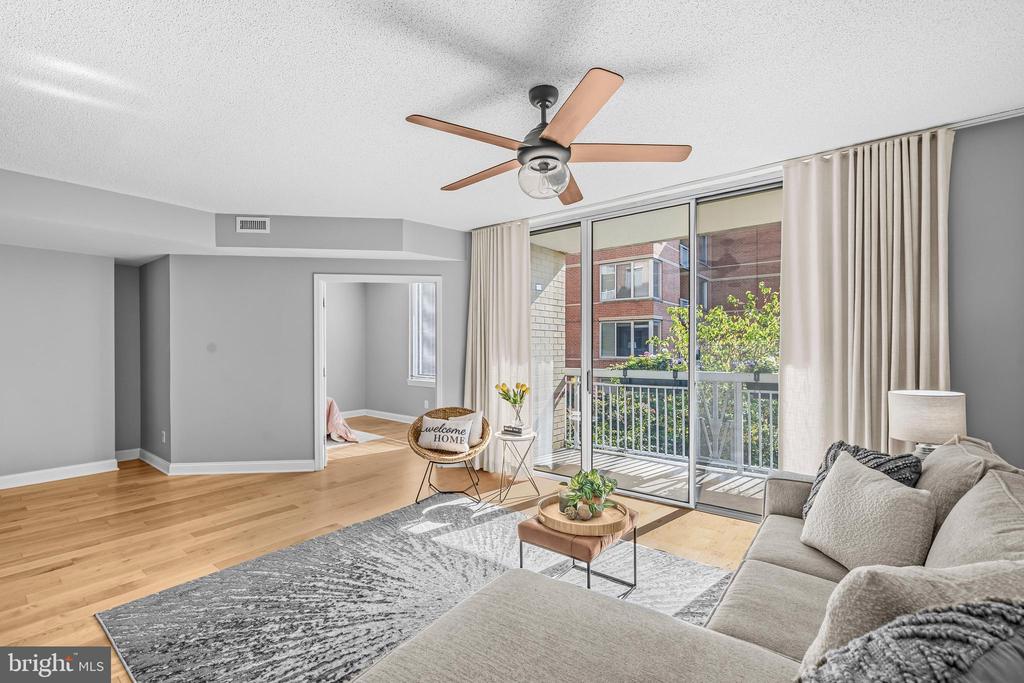 1020 N HIGHLAND STREET Unit: 524