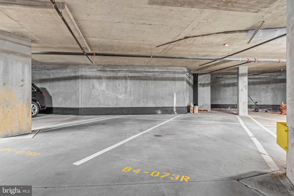 1020 N HIGHLAND STREET Unit: 524