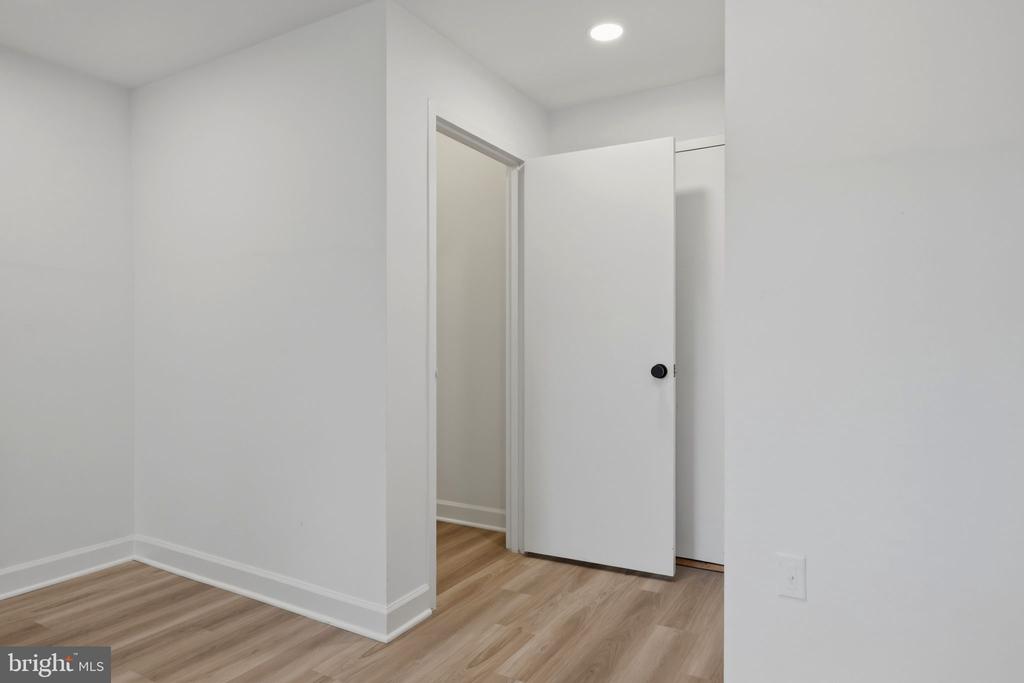 1011 ARLINGTON BOULEVARD Unit: 501