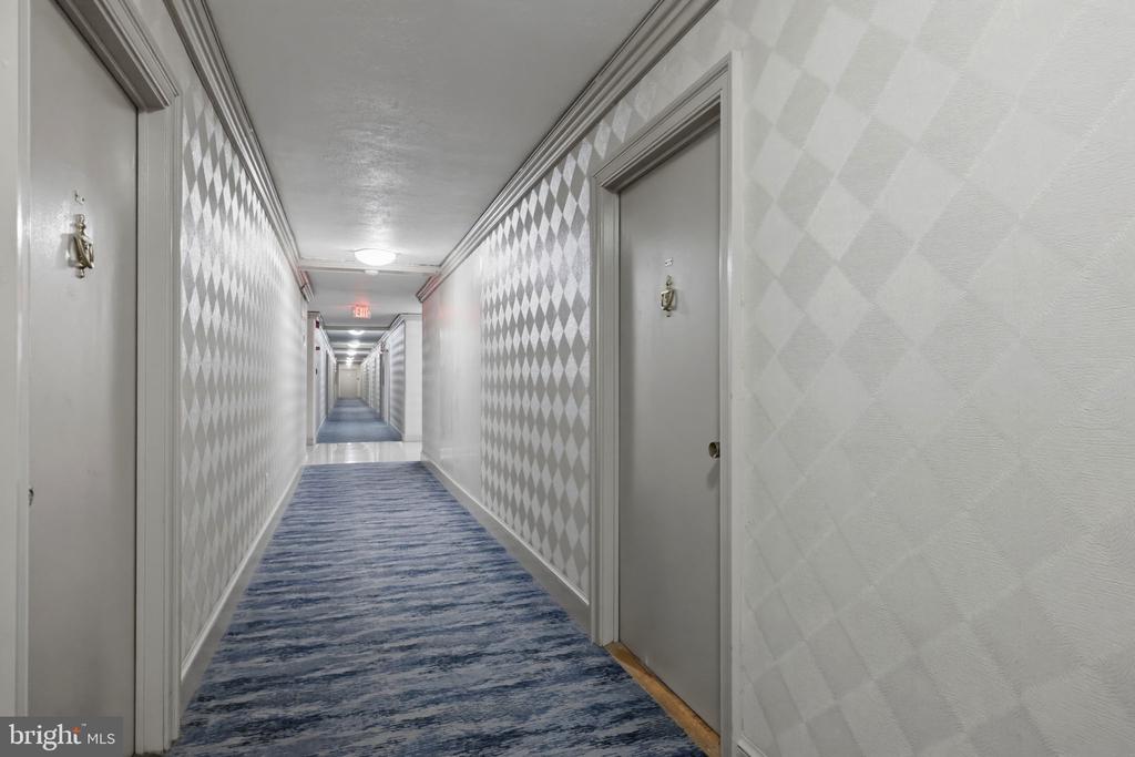 1011 ARLINGTON BOULEVARD Unit: 501
