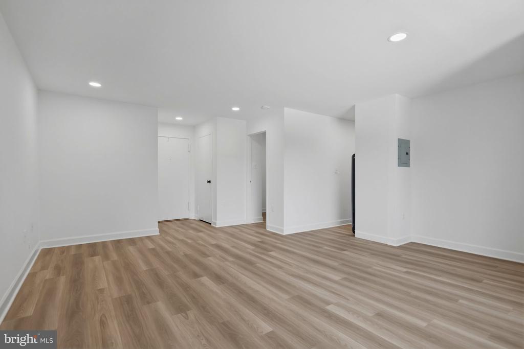 1011 ARLINGTON BOULEVARD Unit: 501