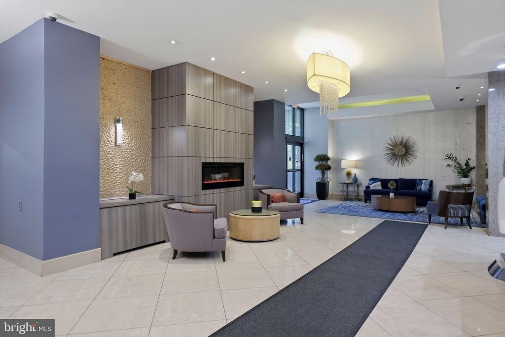 1011 ARLINGTON BOULEVARD Unit: 501
