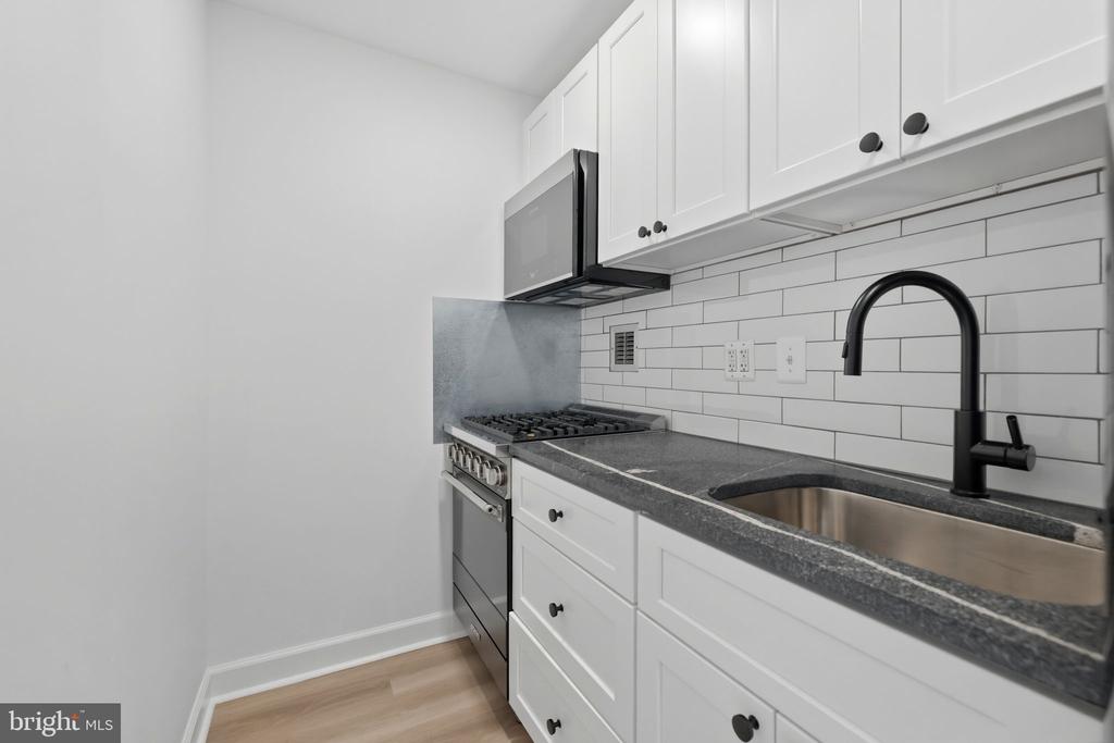 1011 ARLINGTON BOULEVARD Unit: 501