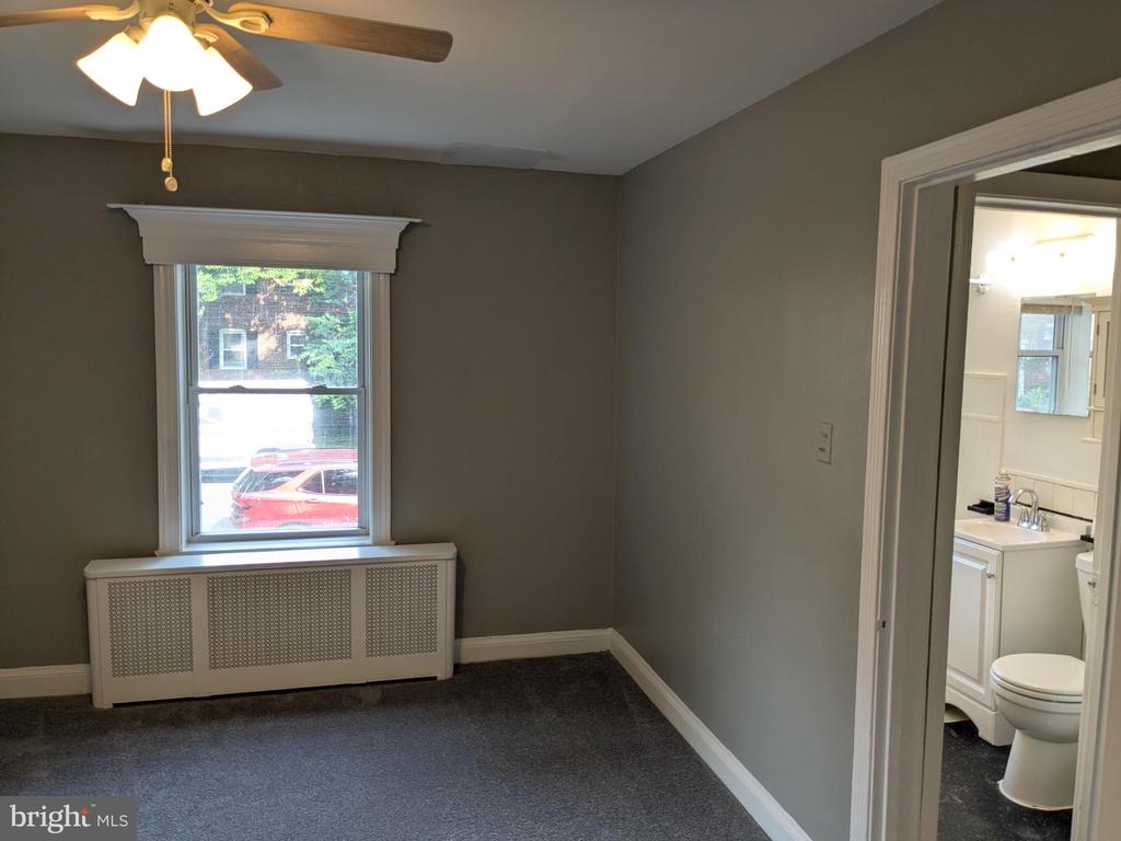 1400 N KENILWORTH STREET Unit: 4