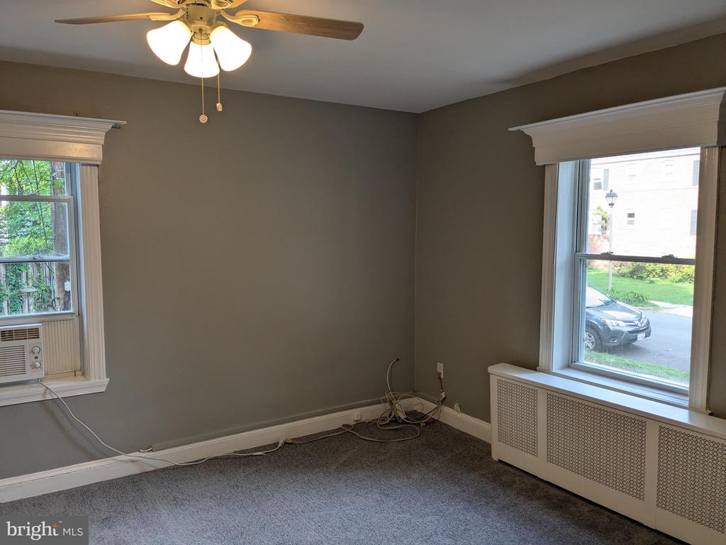 1400 N KENILWORTH STREET Unit: 4