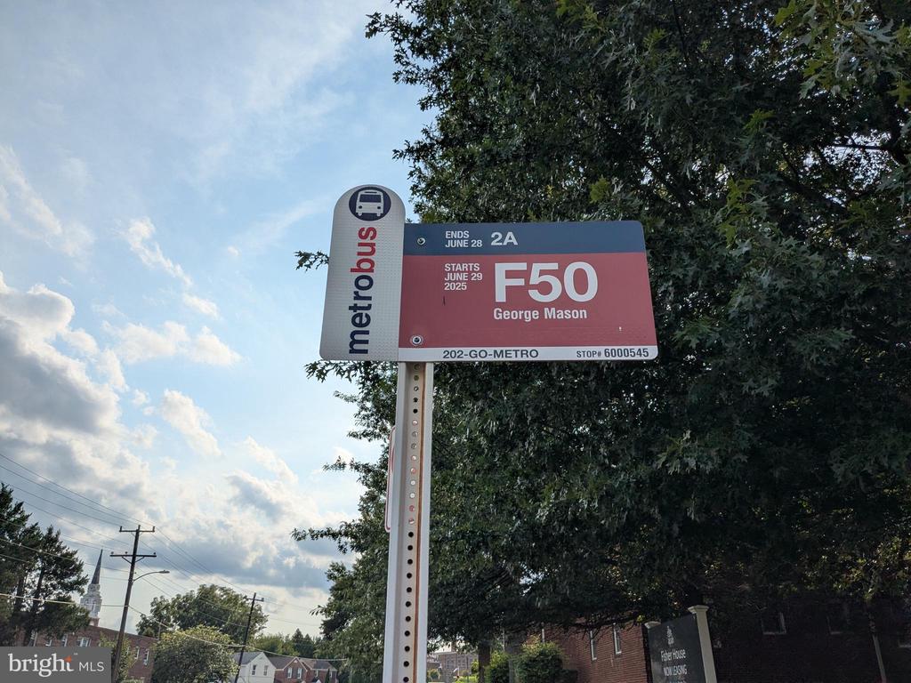 1400 N KENILWORTH STREET Unit: 4