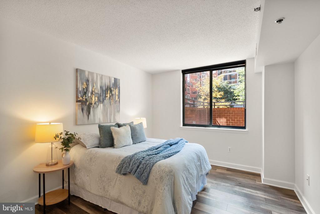 1045 N UTAH STREET Unit: 2-106