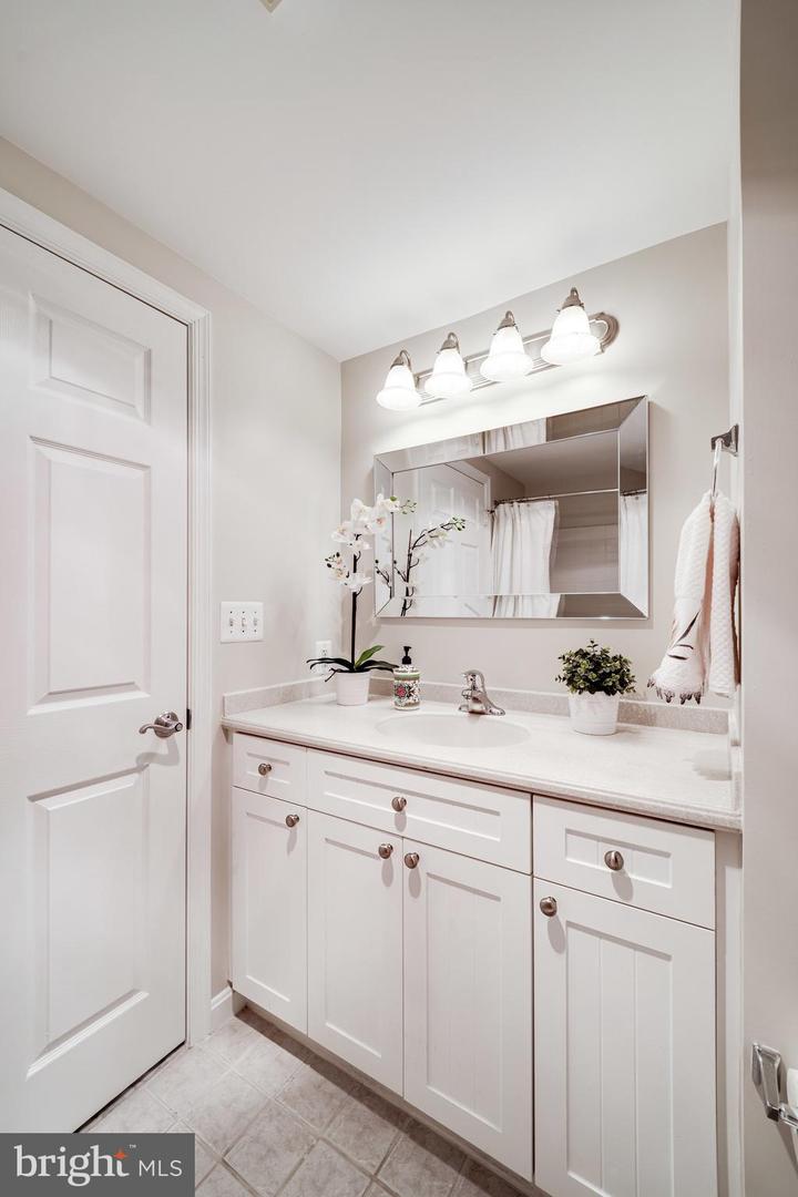 3101 N HAMPTON DRIVE Unit: 503