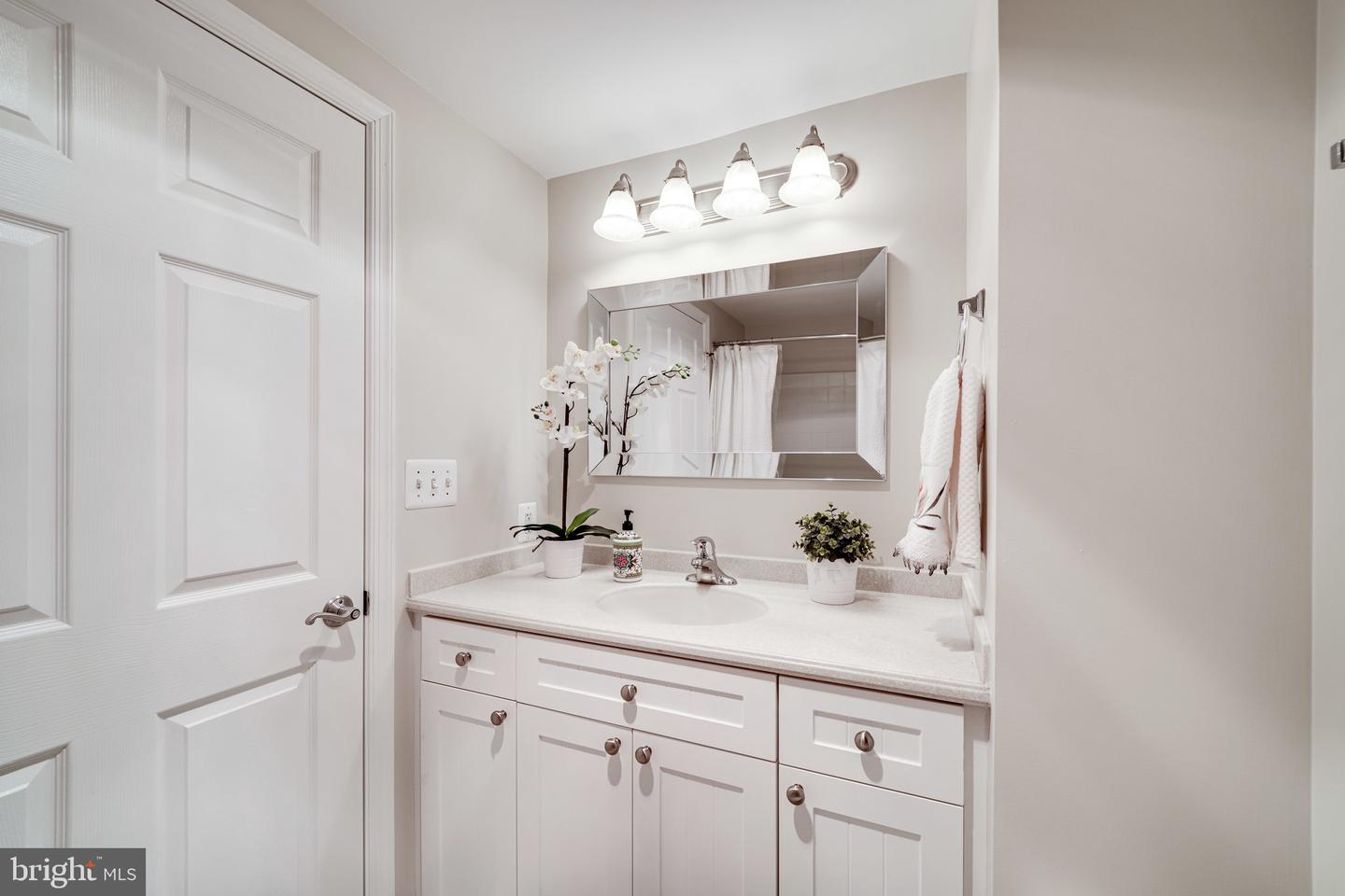 3101 N HAMPTON DRIVE Unit: 503
