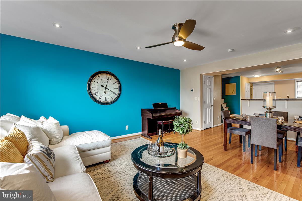 1433 N VAN DORN STREET Unit: A