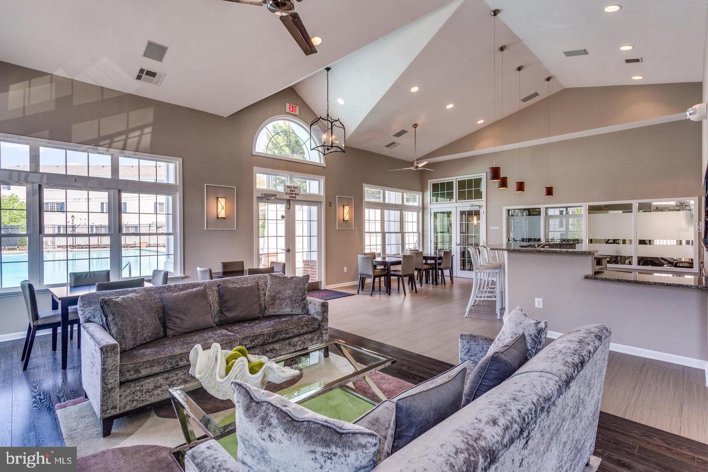 1433 N VAN DORN STREET Unit: A