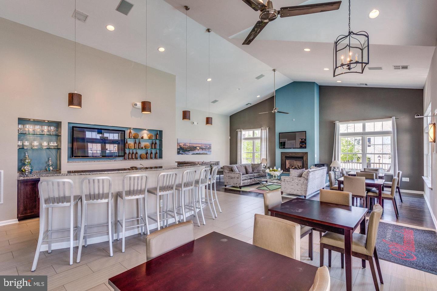 1433 N VAN DORN STREET Unit: A