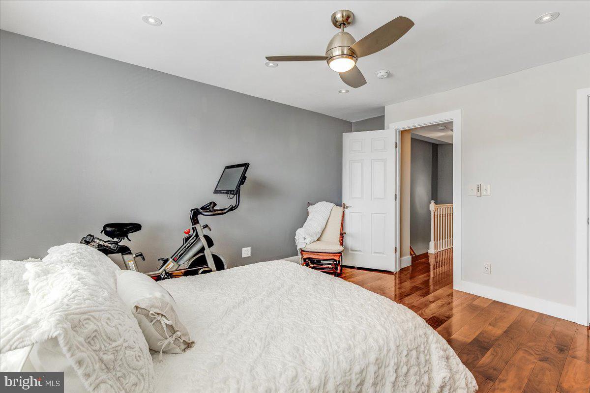 1433 N VAN DORN STREET Unit: A