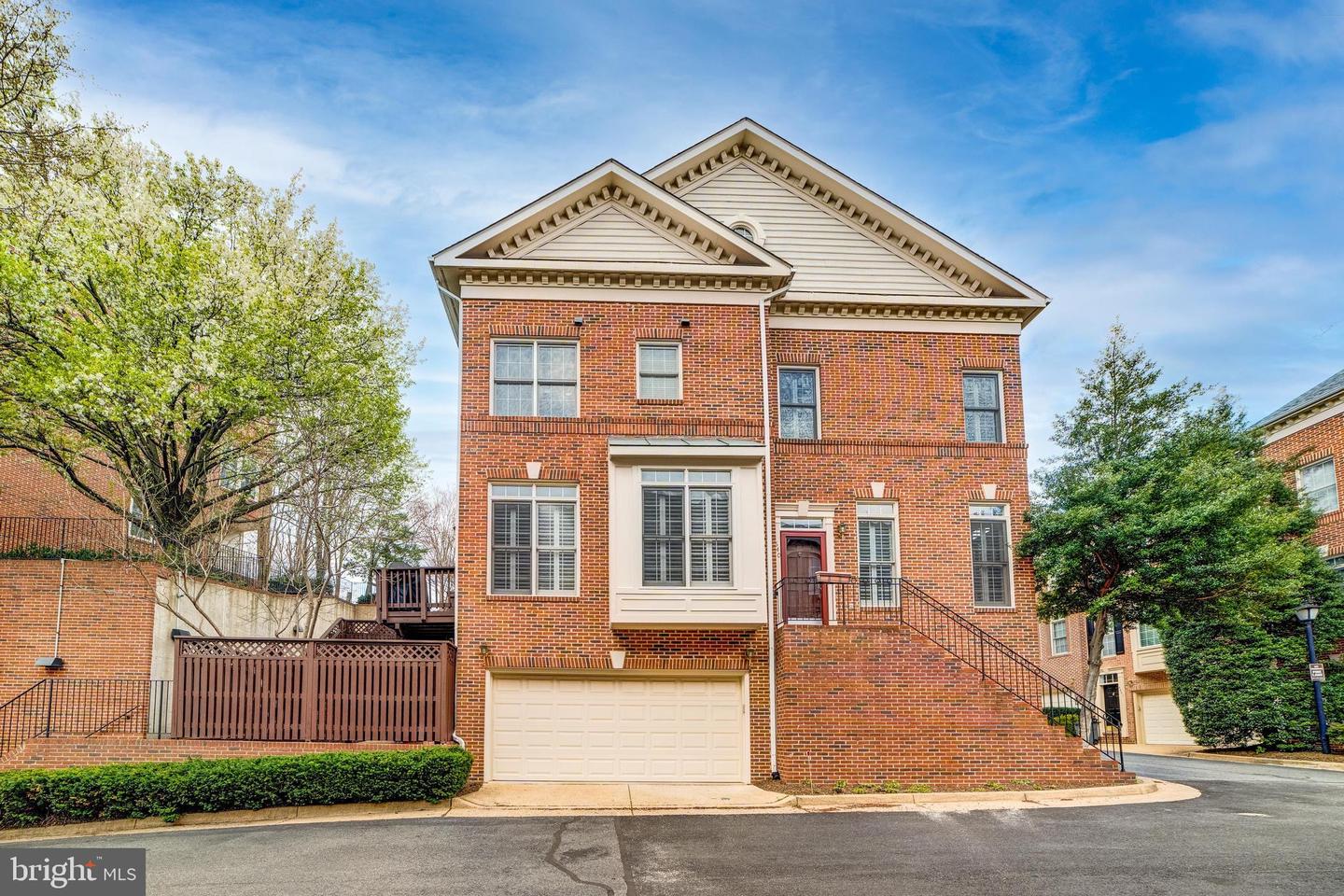 4640 KEARNEY COURT