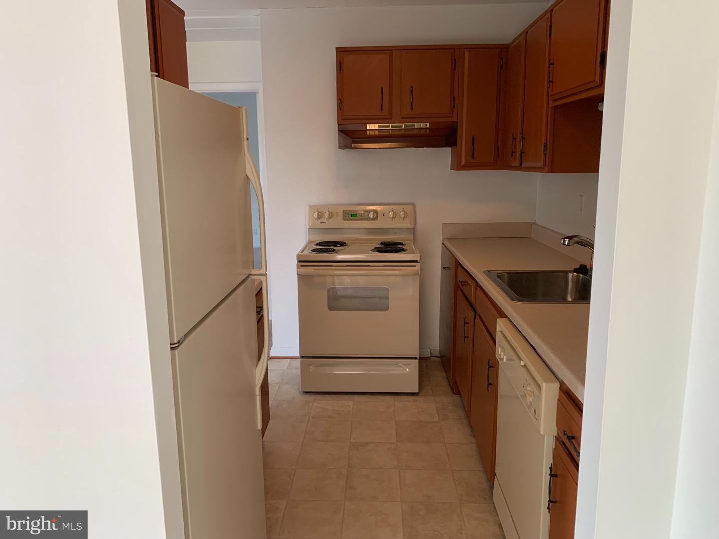 6270 EDSALL ROAD Unit: 301